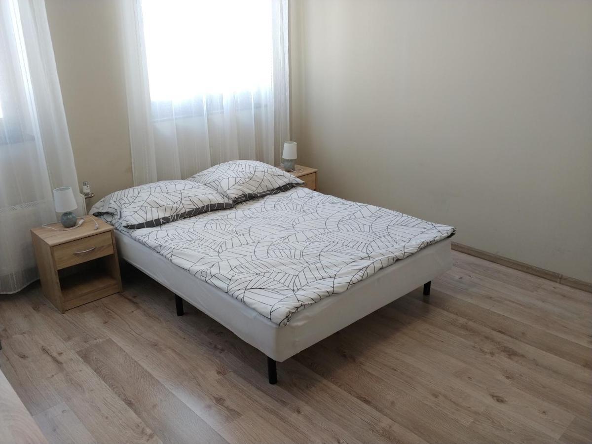 Bed and Breakfast Perla Kujaw Radziejów Esterno foto