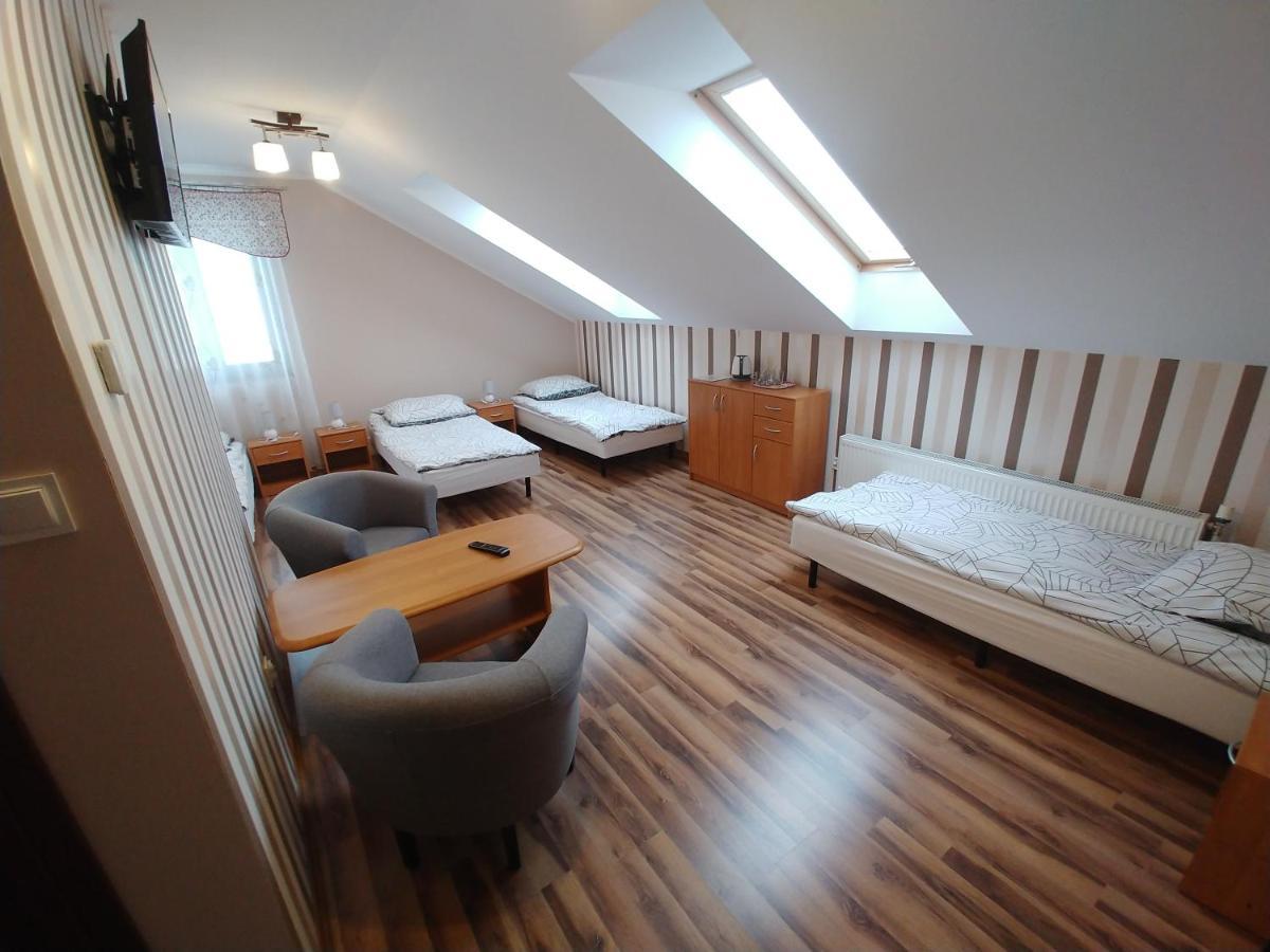 Bed and Breakfast Perla Kujaw Radziejów Esterno foto
